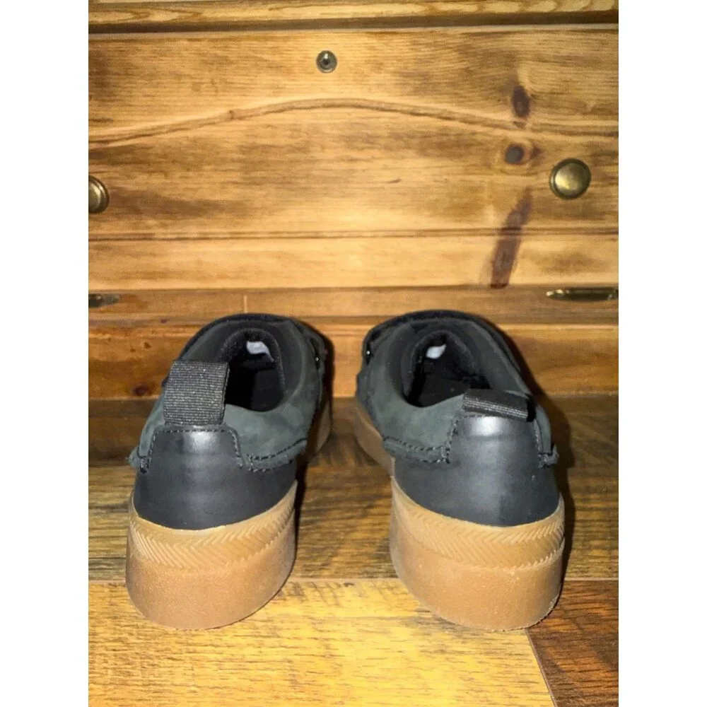 Clark’s‎ Youth Odor Control Sneaker Shoes  Size 6 Youth